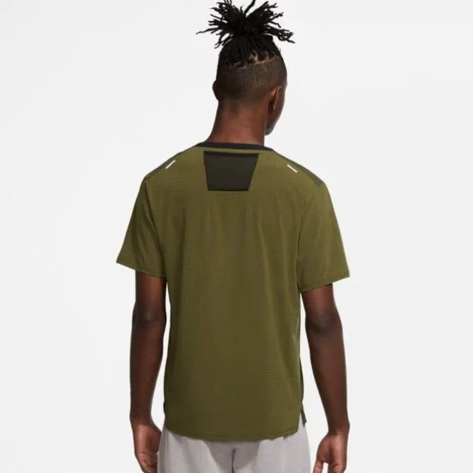 Nike T-paidat Ja Pitkähihaiset^Dri-Fit Trail Rise 365 SS
